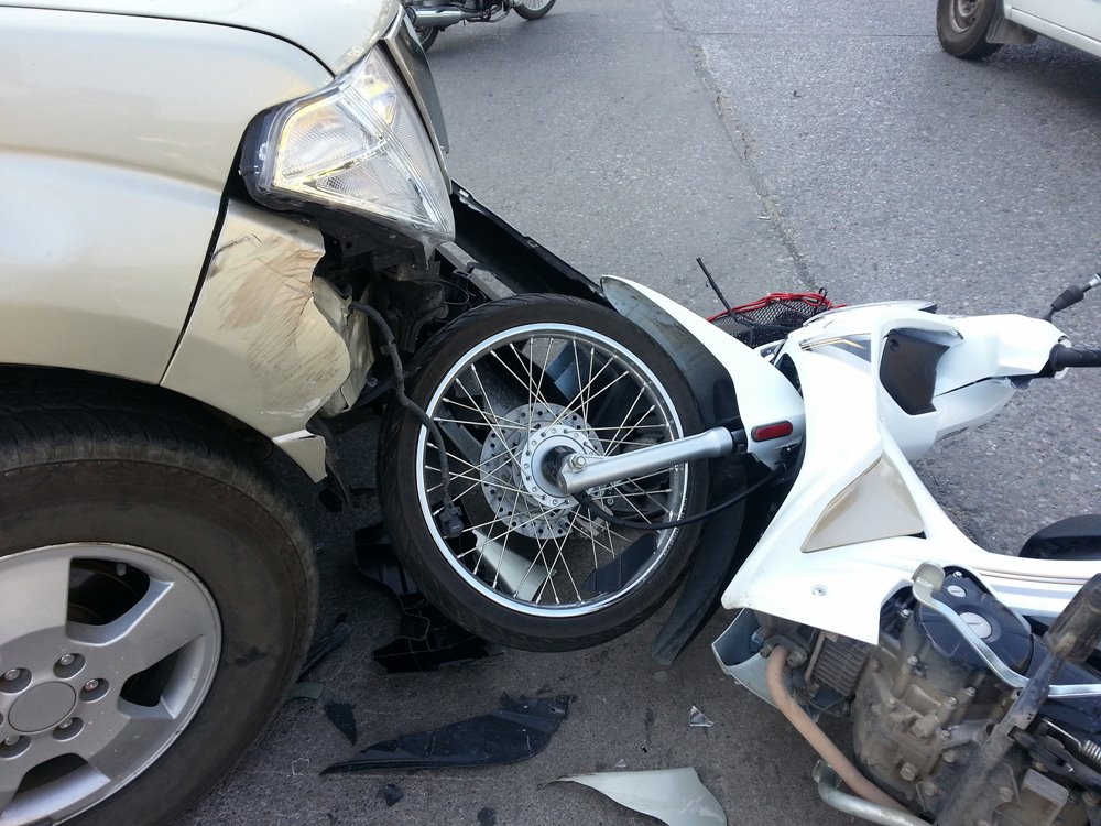 San Antonio, TX - Motorcyclist Hurt in Truck Crash on Perrin Beitel
