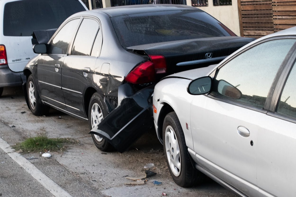 San Antonio, TX – Vehicle Collision Reported on S Frio St