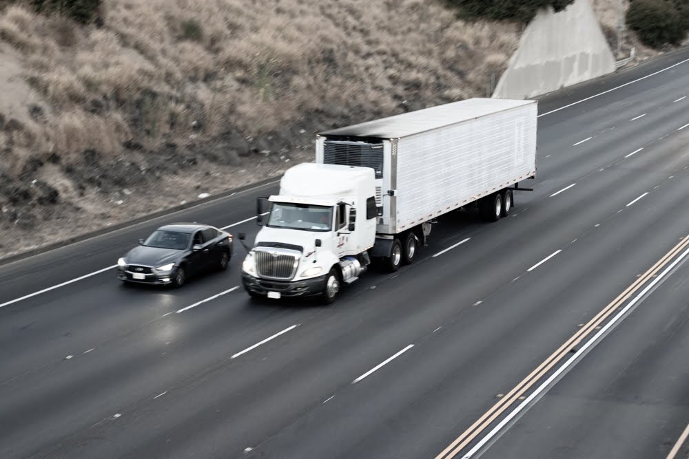 San Antonio TX Truck Wreck on Loop 410 Ends in Injuries The